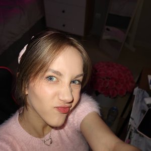 Голая Ангелина Клевцова