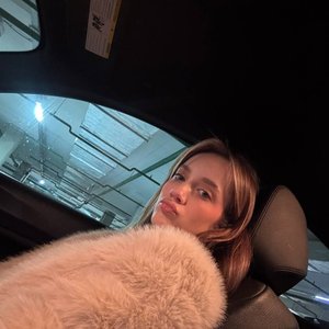 Голая Ангелина Клевцова