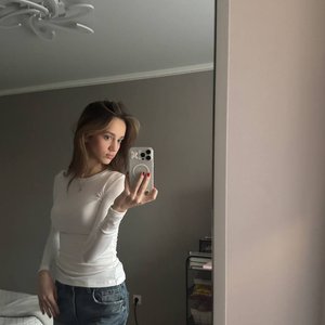 Голая Ангелина Клевцова