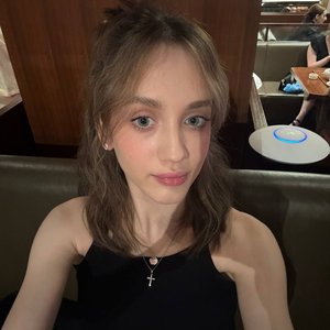 Голая Ангелина Клевцова