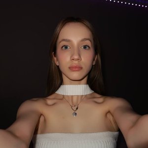 Голая Ангелина Клевцова