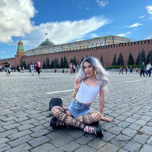 Голая Кенели Сайкс