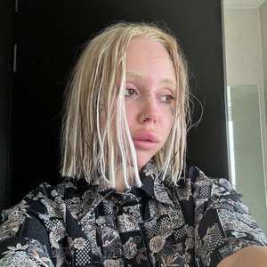 Голая Лапа Хапа