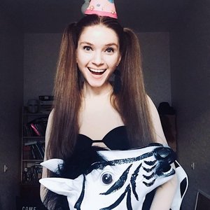 Голая Дина Ржеуцкая