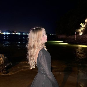 Голая Антотка