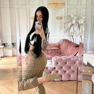 Голая Камила Смогулецкая